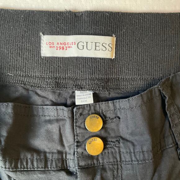 GUESS Women Capri Pants size M US Black Mid Rise Stretch - Picture 8 of 12